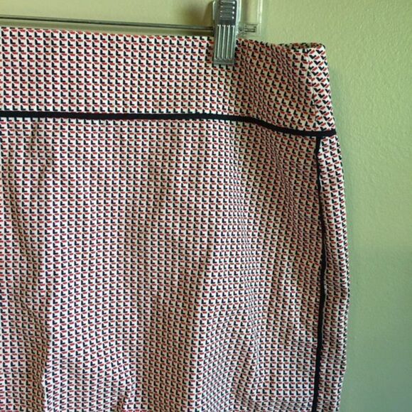 Ann Taylor size 12 skirt - Picture 2 of 5